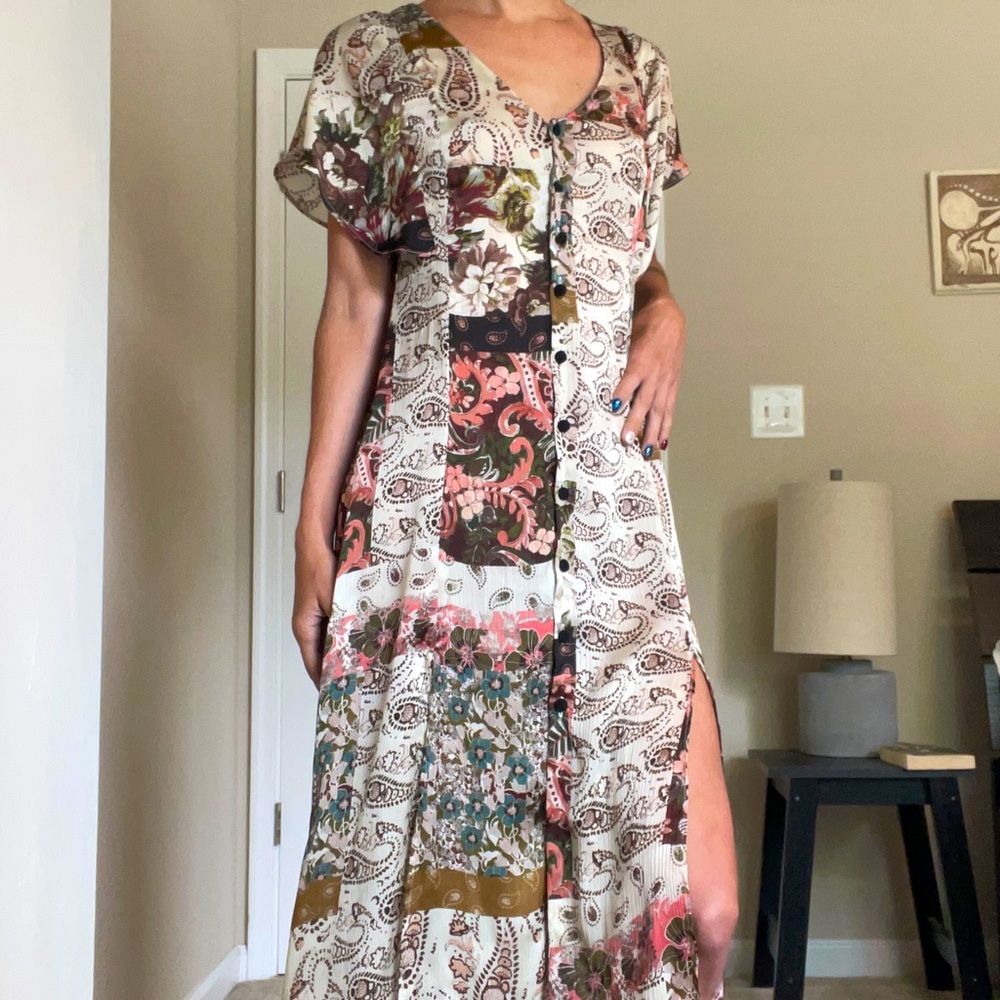 Zara Butterfly Sleeve Vneck Dress